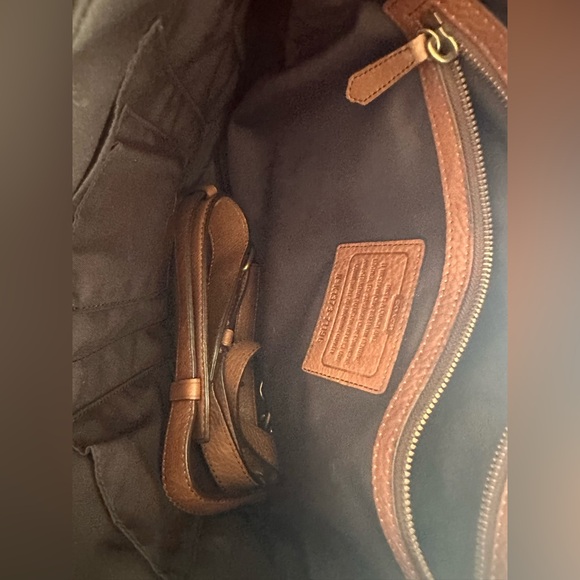 Coach brown leather briefcase bag with strap - Picture 4 of 12